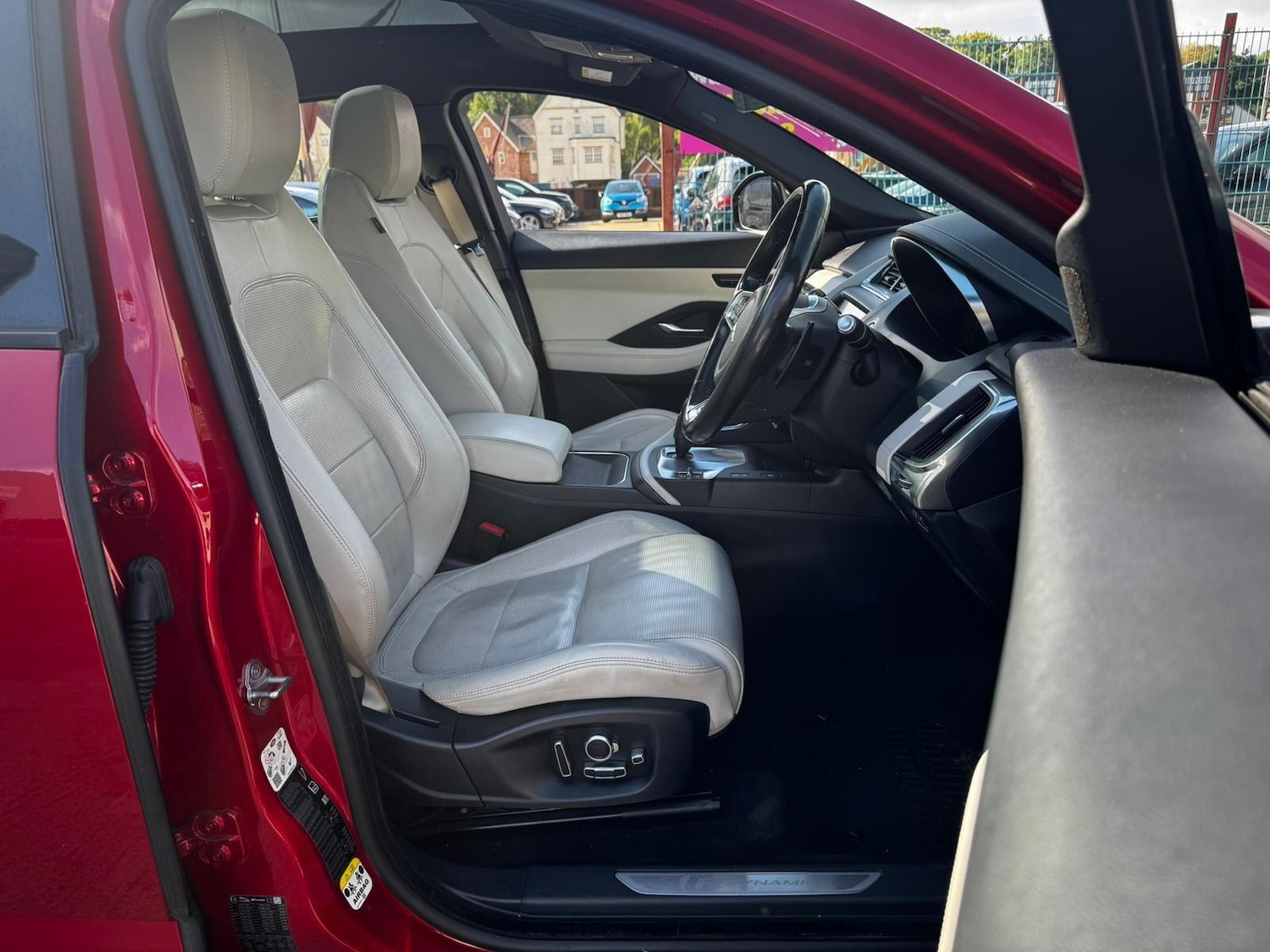 Used Jaguar E-Pace 2018 for sale - 76527630: Photo 14