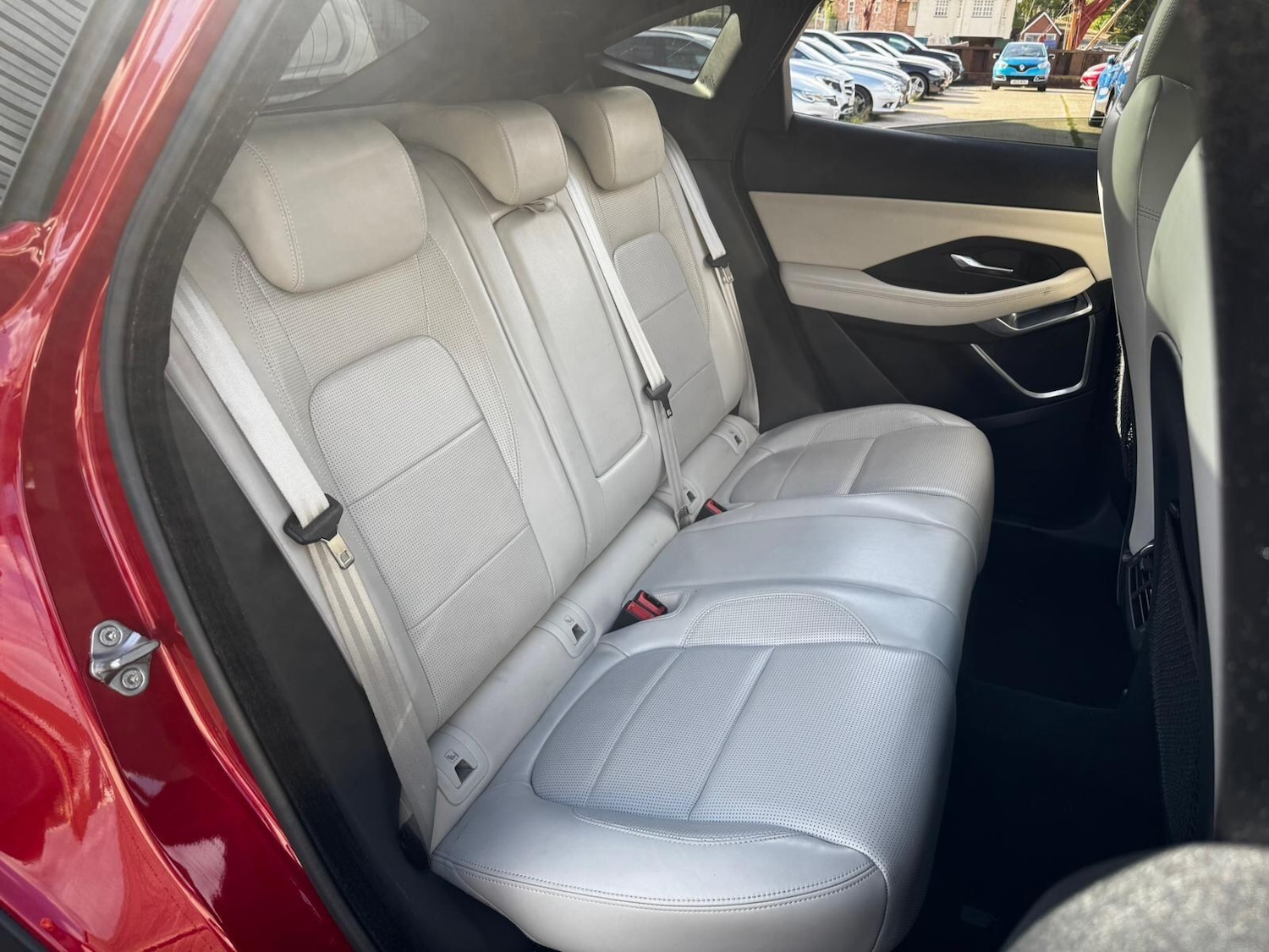 Used Jaguar E-Pace 2018 for sale - 76527630: Photo 16