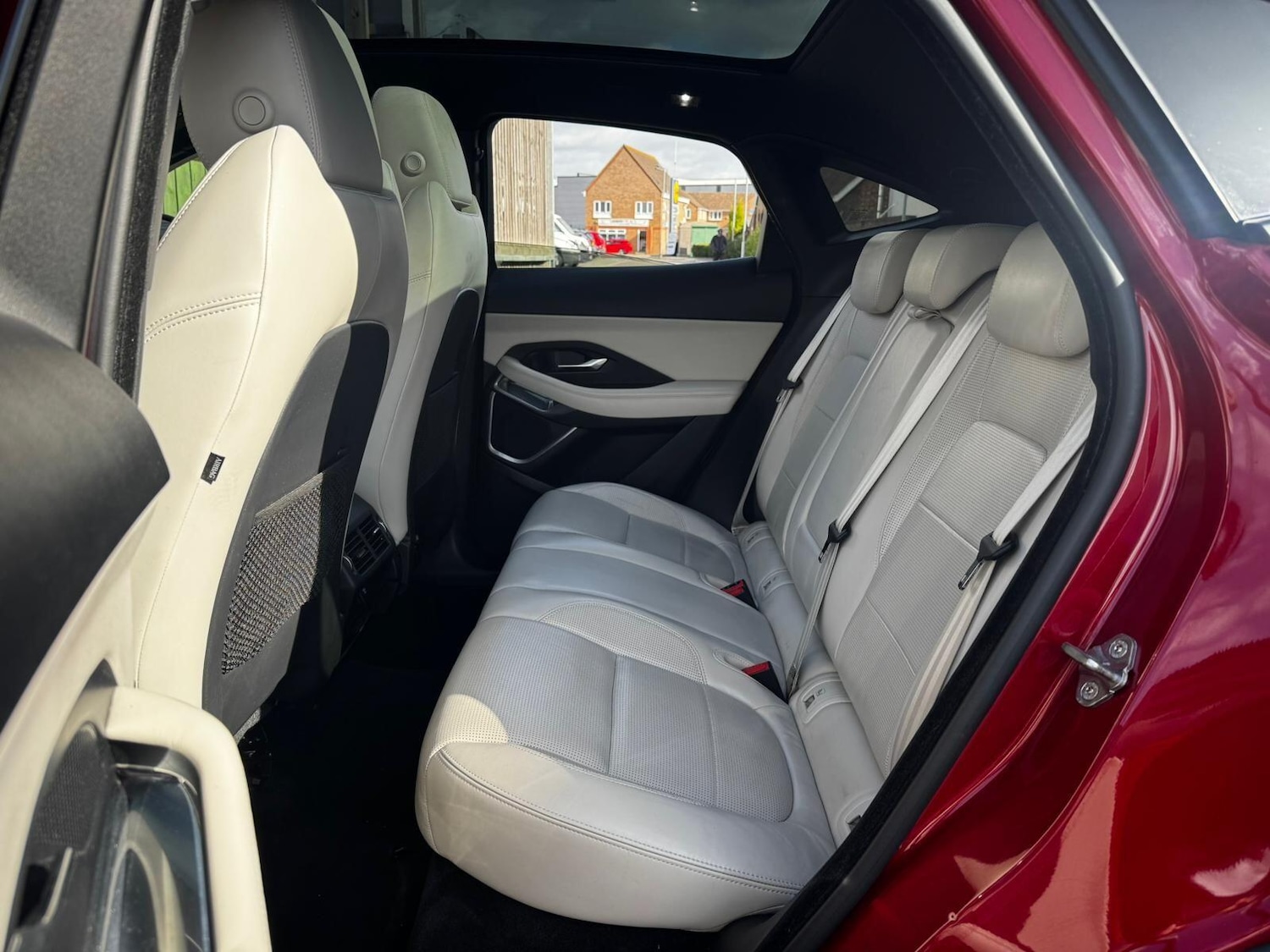 Used Jaguar E-Pace 2018 for sale - 76527630: Photo 18