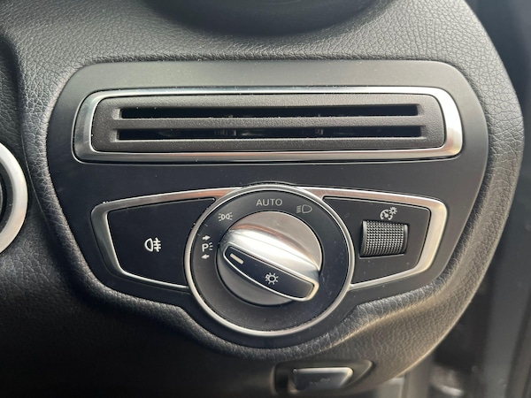 Used Mercedes-Benz GLC 2018 for sale - 76259124: Photo 27