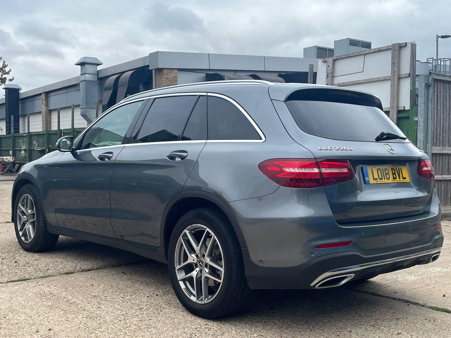 Used Mercedes-Benz GLC 2018 for sale - 76259124: Photo 8