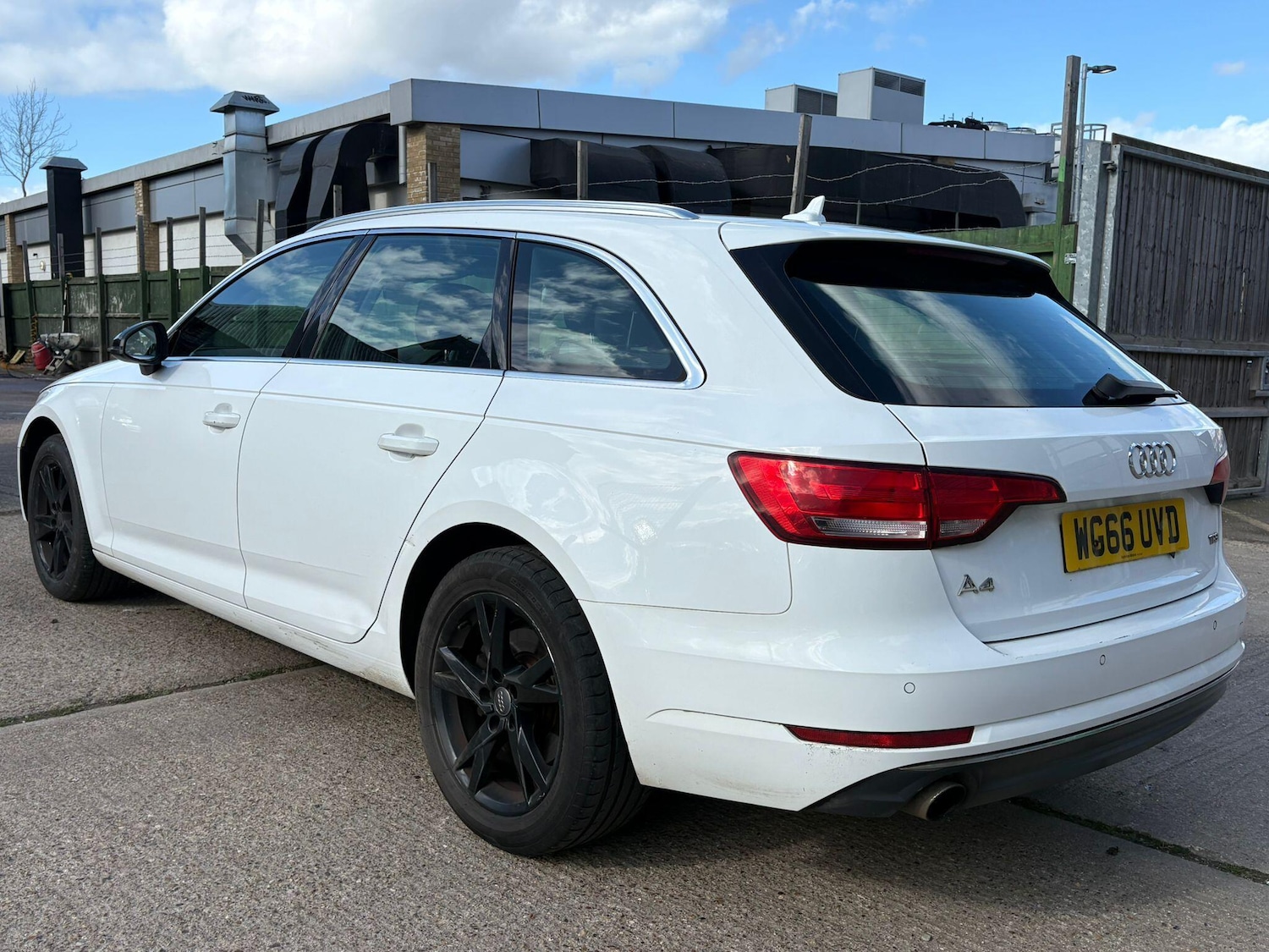 Used Audi A4 Avant for sale - 77853353: Photo 4