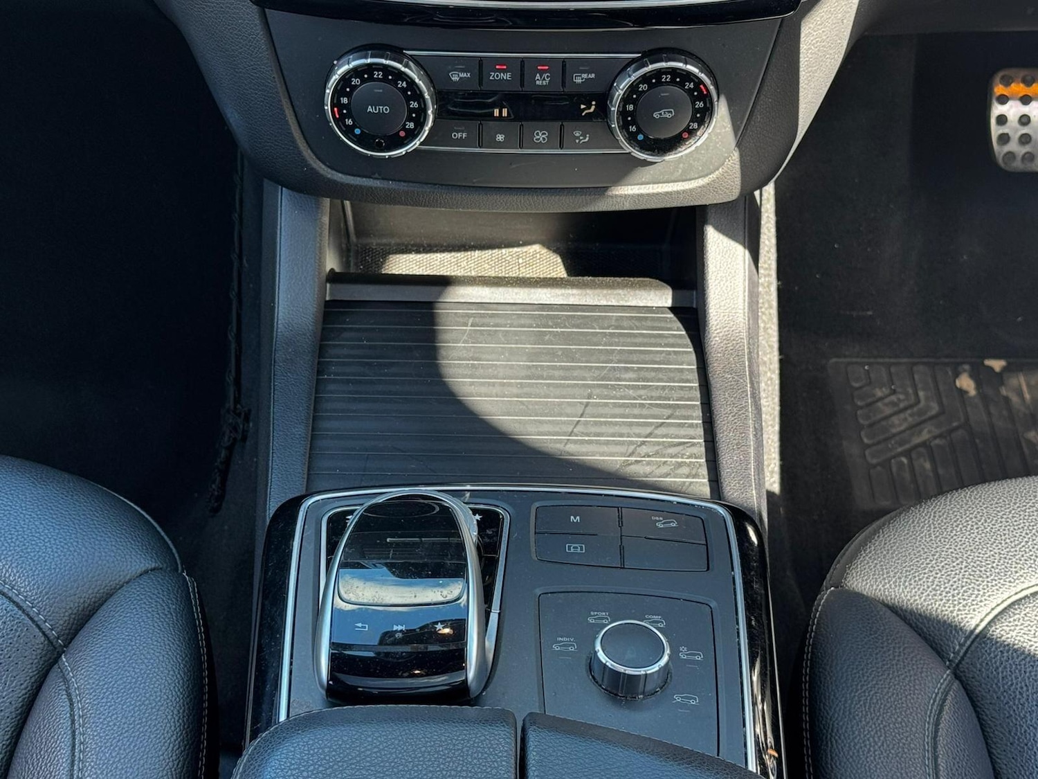 Vehicle 28