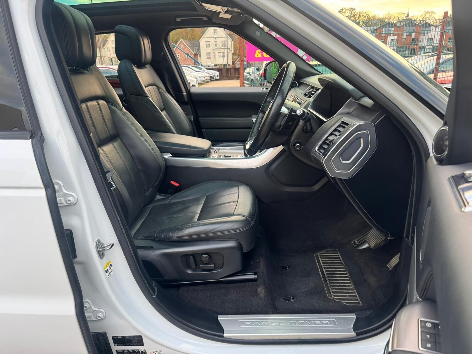 Used Land Rover Range Rover Sport 2019 for sale - 77537935: Photo 15