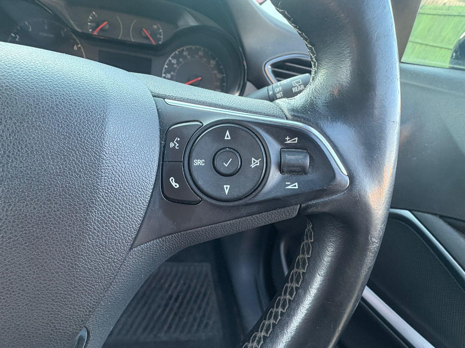 Used Vauxhall Crossland X 2017 for sale - 77724039: Photo 24