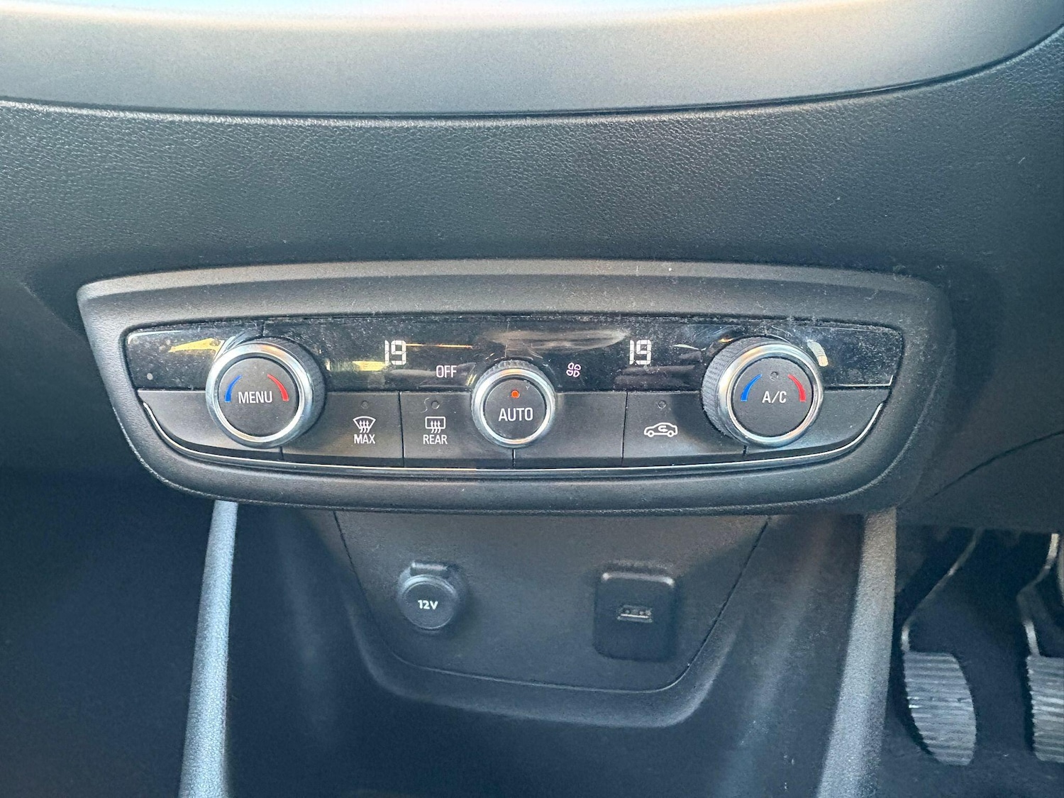 Used Vauxhall Crossland X 2017 for sale - 77724039: Photo 27