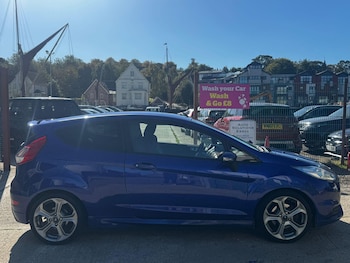 Used Ford Fiesta 2016 for sale - 76200394: Photo 2
