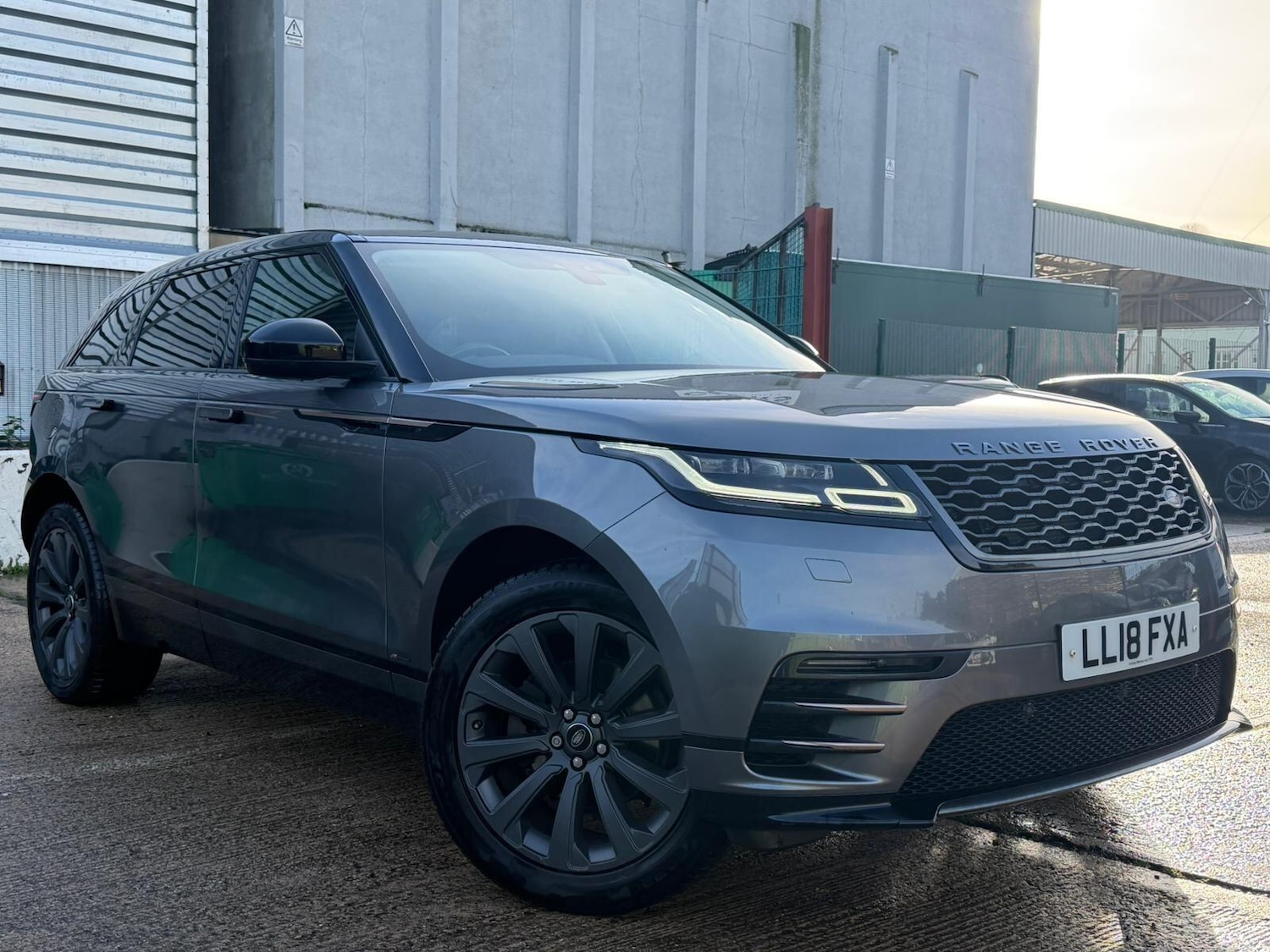 Used Land Rover Range Rover Velar 2018 for sale - 76926251: Photo 1