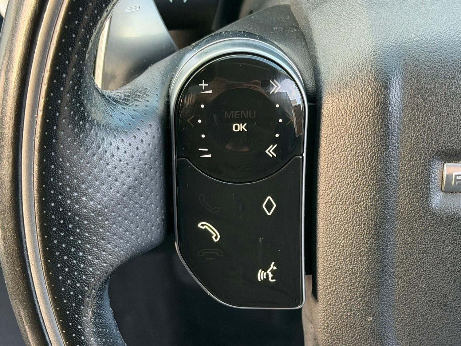 Used Land Rover Range Rover Velar 2018 for sale - 76926251: Photo 26