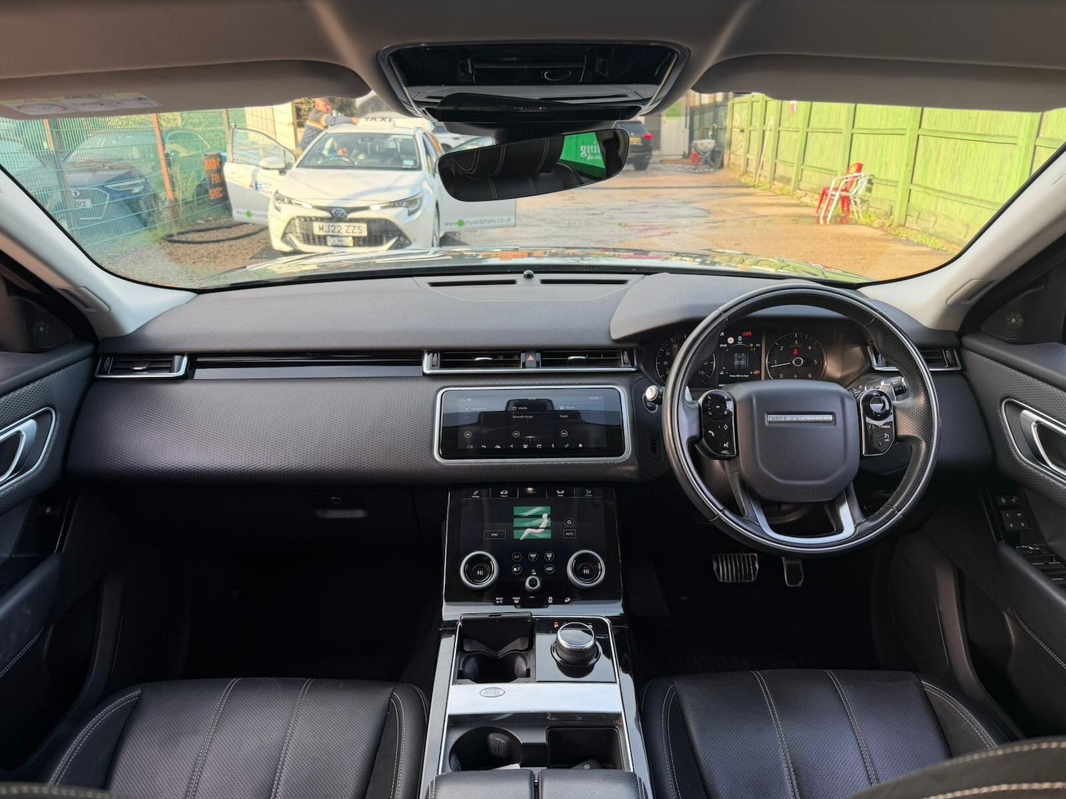 Used Land Rover Range Rover Velar 2018 for sale - 76926251: Photo 9