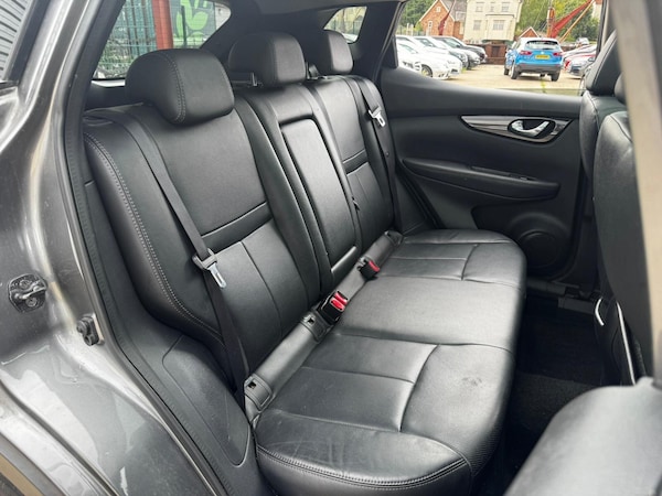 Used Nissan Qashqai 2015 for sale - 76085410: Photo 13
