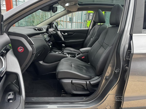 Used Nissan Qashqai 2015 for sale - 76085410: Photo 18