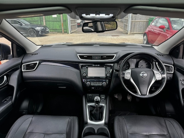 Used Nissan Qashqai 2015 for sale - 76085410: Photo 21