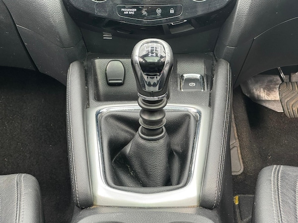 Used Nissan Qashqai 2015 for sale - 76085410: Photo 23