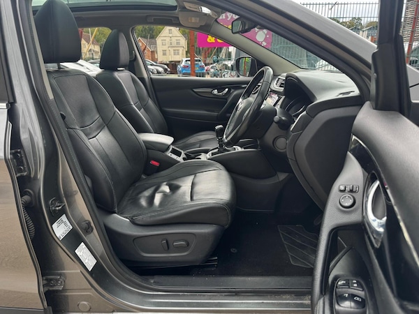 Used Nissan Qashqai 2015 for sale - 76085410: Photo 9