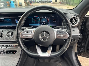 Used Mercedes-Benz CLS 2019 for sale - 76259978: Photo 2