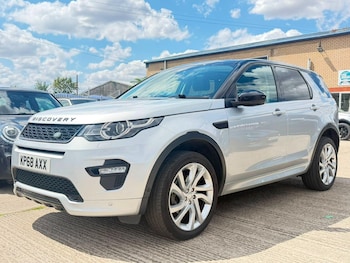 Used Land Rover Discovery Sport 2018 for sale - 79388617: Photo