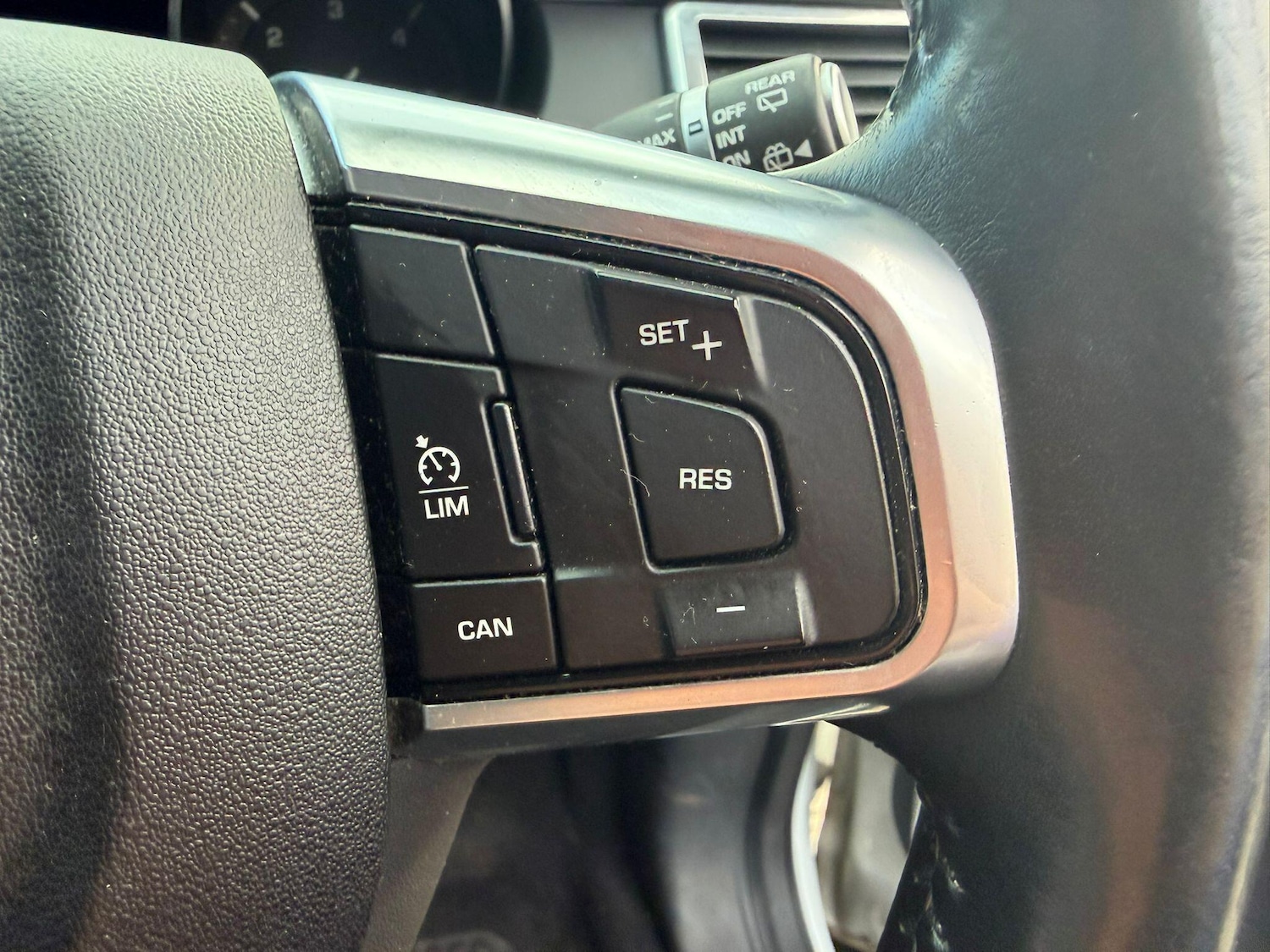 Used Land Rover Discovery Sport 2016 for sale - 77057434: Photo 25