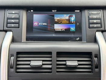 Used Land Rover Discovery Sport 2016 for sale - 77057434: Photo