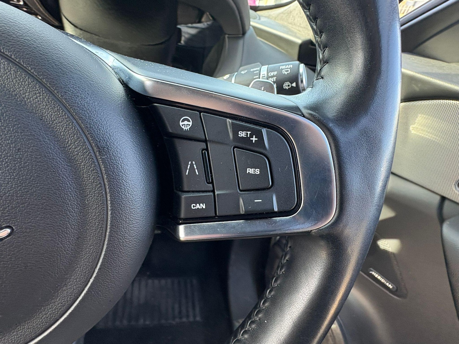 Used Jaguar F-Pace 2019 for sale - 77724015: Photo 30