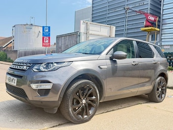 Used Land Rover Discovery Sport 2016 for sale - 78988698: Photo