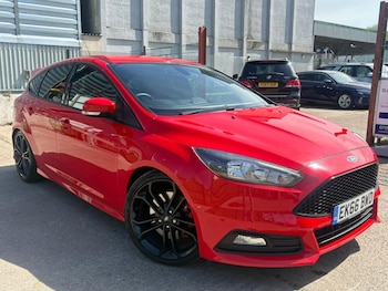 Used Ford Focus 2016 for sale - 78417112: Photo