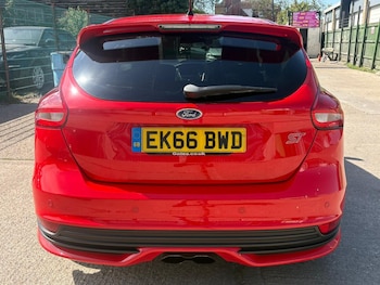 Used Ford Focus 2016 for sale - 78417112: Photo