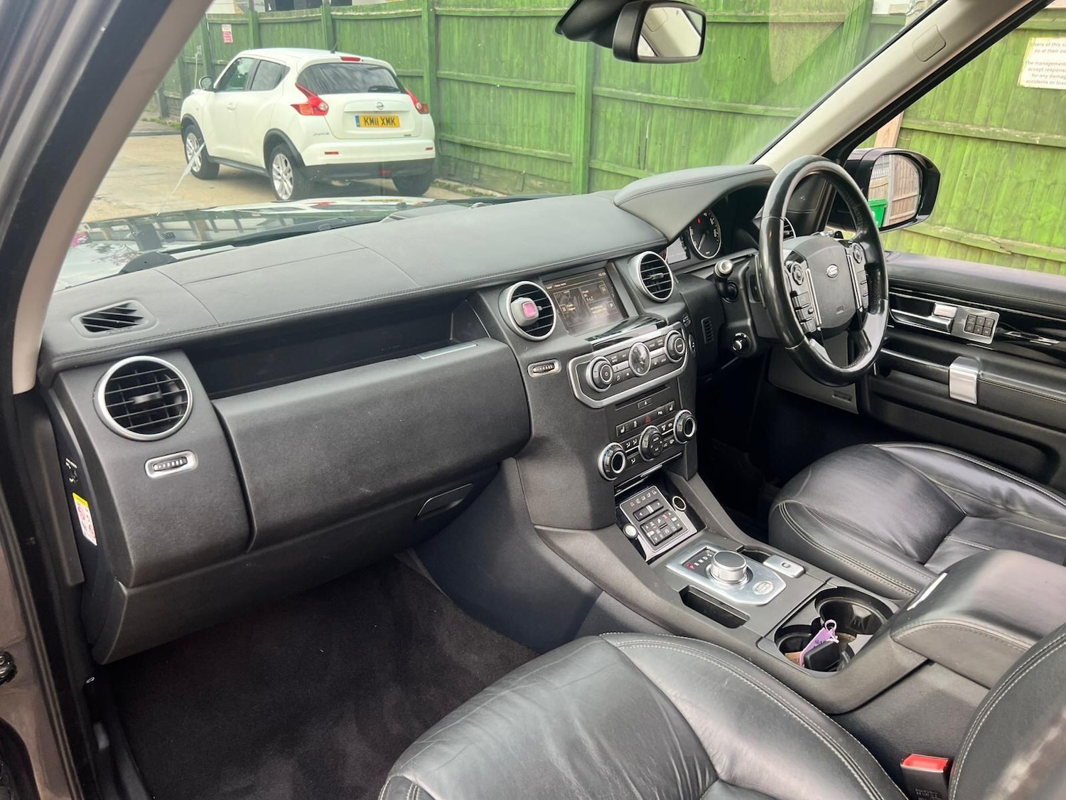 Used Land Rover Discovery 2016 for sale - 77091673: Photo 14