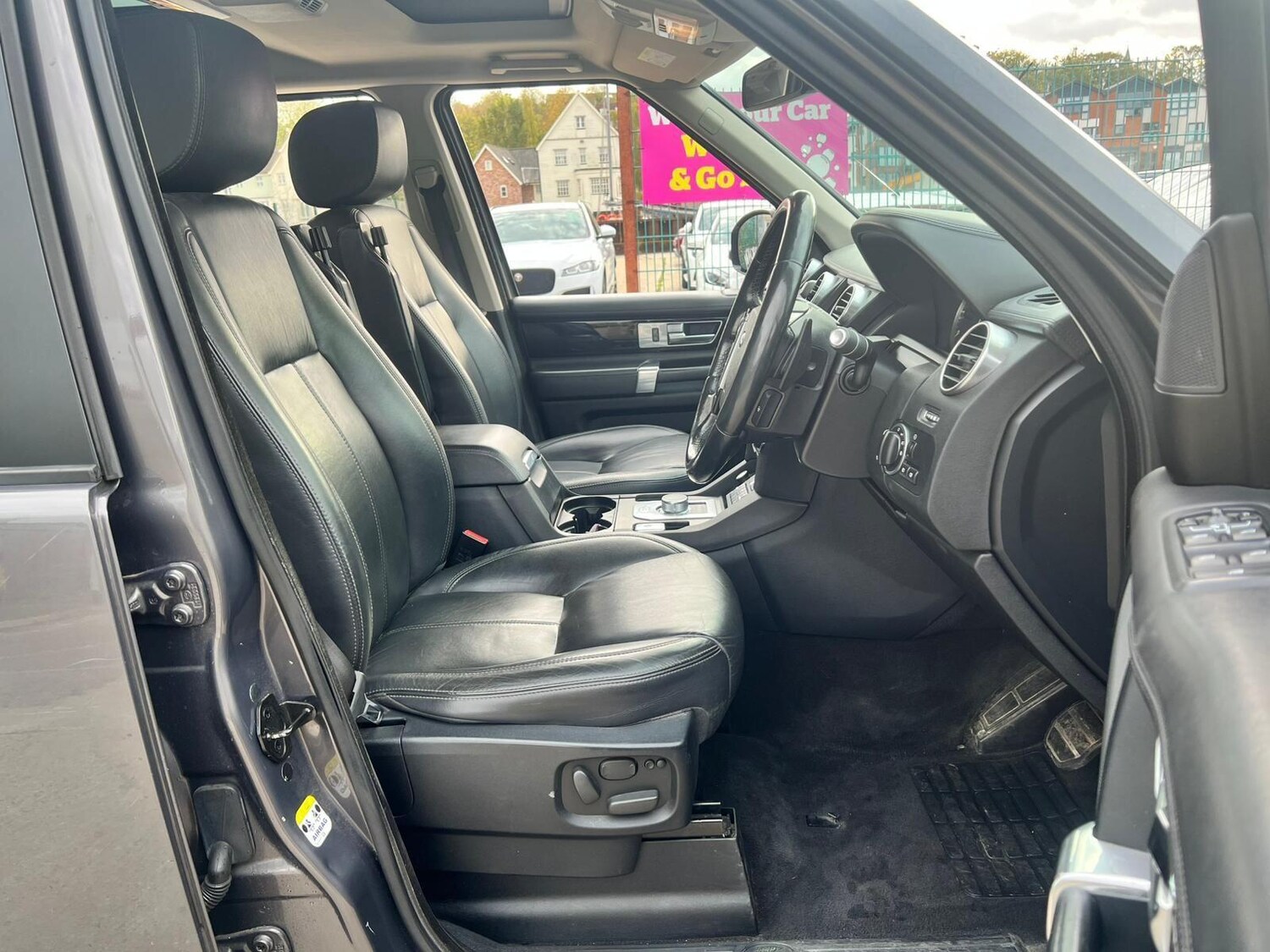 Used Land Rover Discovery 2016 for sale - 77091673: Photo 15