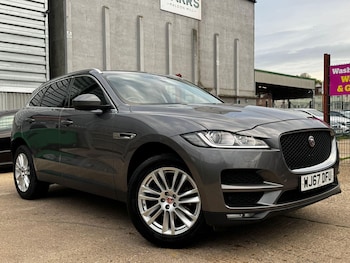 Used Jaguar F-Pace 2017 for sale - 76485346: Photo