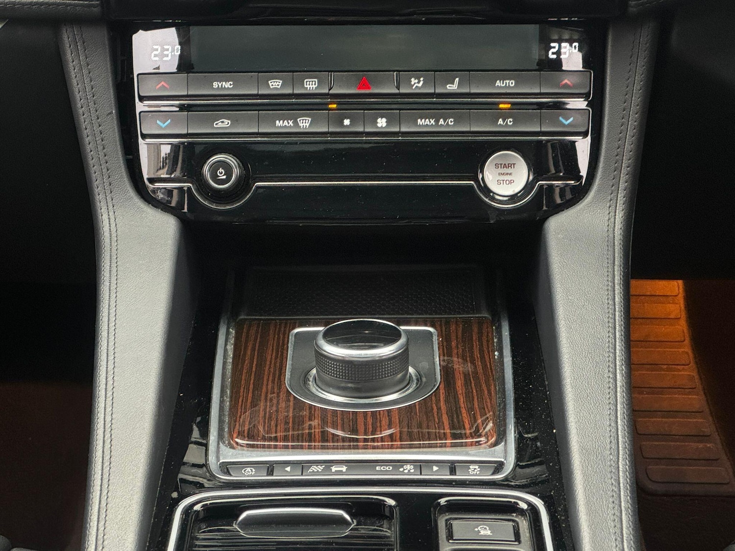 Used Jaguar F-Pace 2017 for sale - 76485346: Photo 27