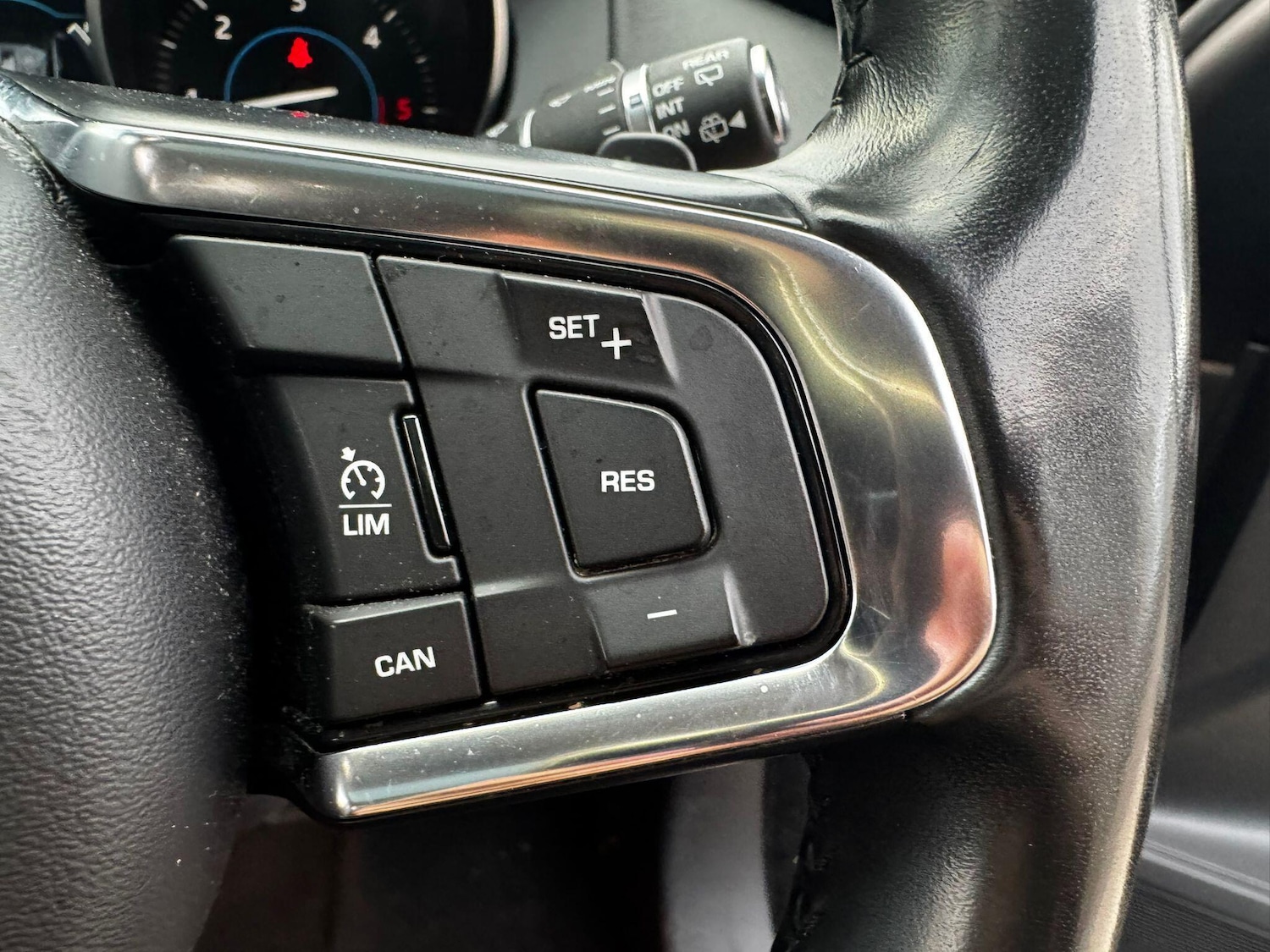 Used Jaguar F-Pace 2017 for sale - 76485346: Photo 29