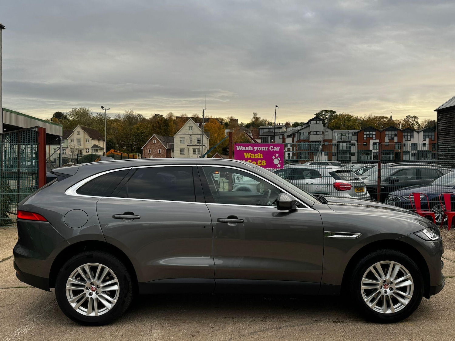 Used Jaguar F-Pace 2017 for sale - 76485346: Photo 3