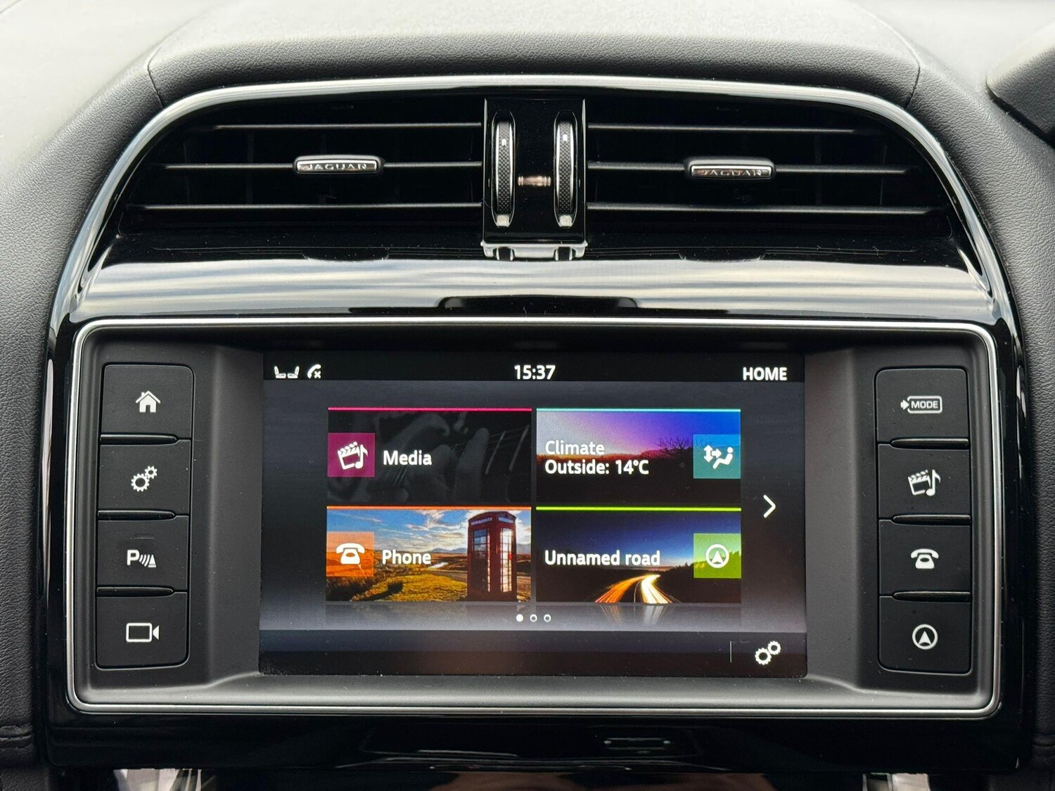 Used Jaguar F-Pace 2017 for sale - 76485346: Photo 31