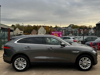 Used Jaguar F-Pace 2017 for sale - 76485346: Photo