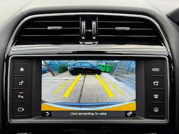 Used Jaguar F-Pace 2017 for sale - 76485346: Photo