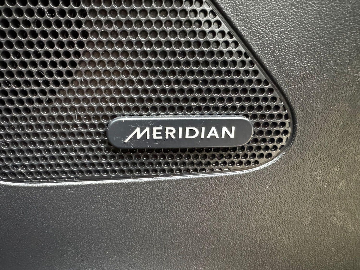 Used Jaguar F-Pace 2017 for sale - 76485346: Photo 7