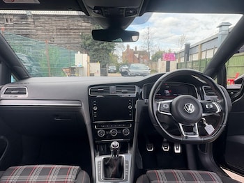 Used Volkswagen Golf 2019 for sale - 78245650: Photo