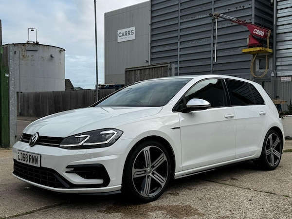 Used Volkswagen Golf 2018 for sale - 76201177: Photo 11