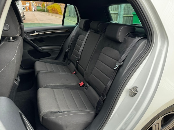 Used Volkswagen Golf 2018 for sale - 76201177: Photo 20