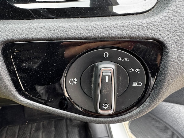 Used Volkswagen Golf 2018 for sale - 76201177: Photo 31