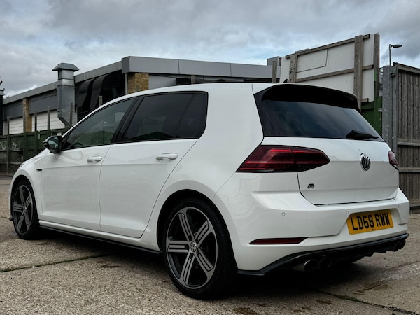 Used Volkswagen Golf 2018 for sale - 76201177: Photo 8