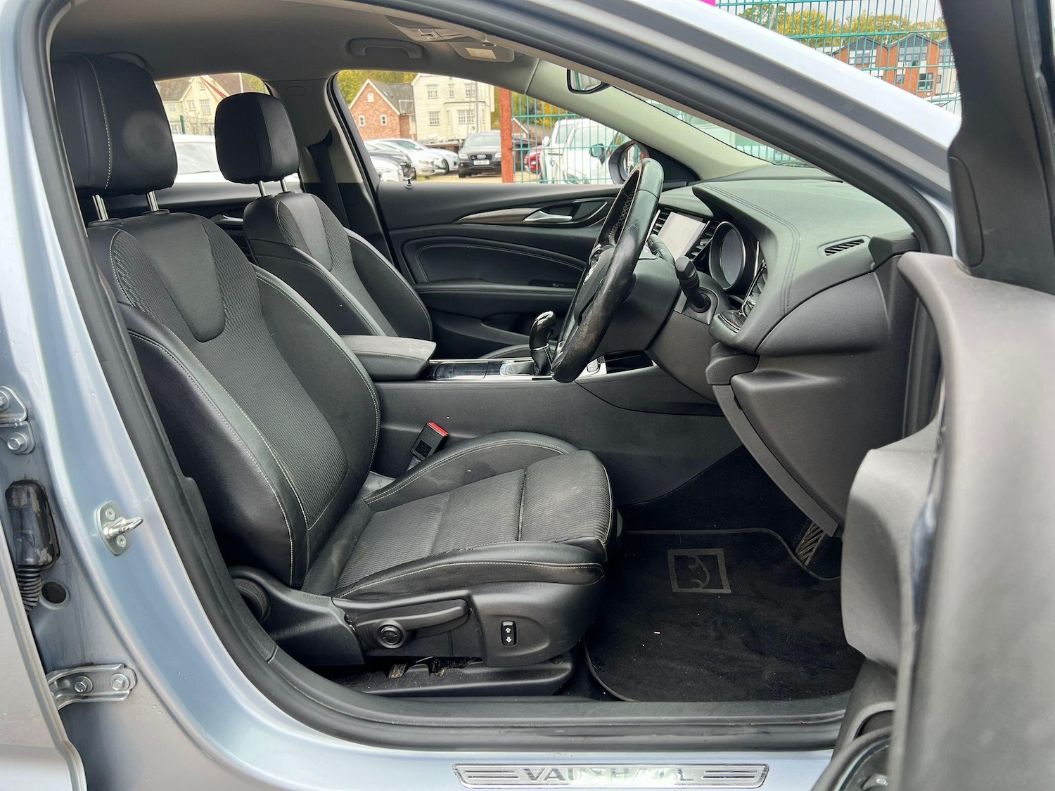 Used Vauxhall Insignia 2018 for sale - 76997622: Photo 14