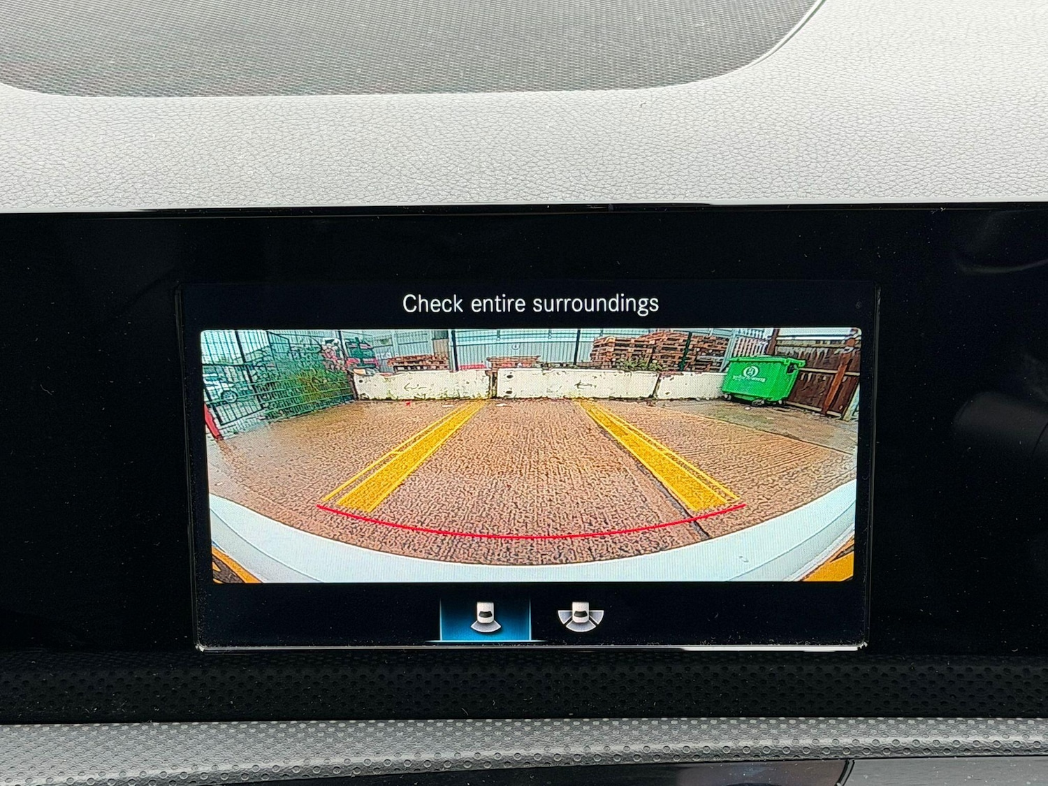 Used Mercedes-Benz A-Class 2020 for sale - 77215604: Photo 2