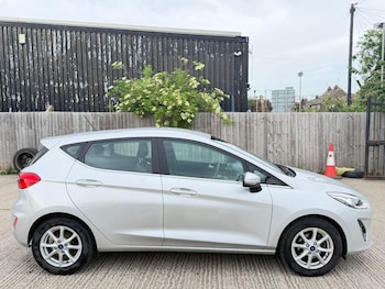Used Ford Fiesta 2018 for sale - 78752346: Photo
