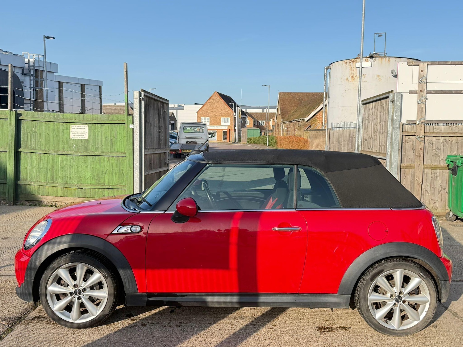 Used MINI Convertible 2011 for sale - 77670355: Photo 10