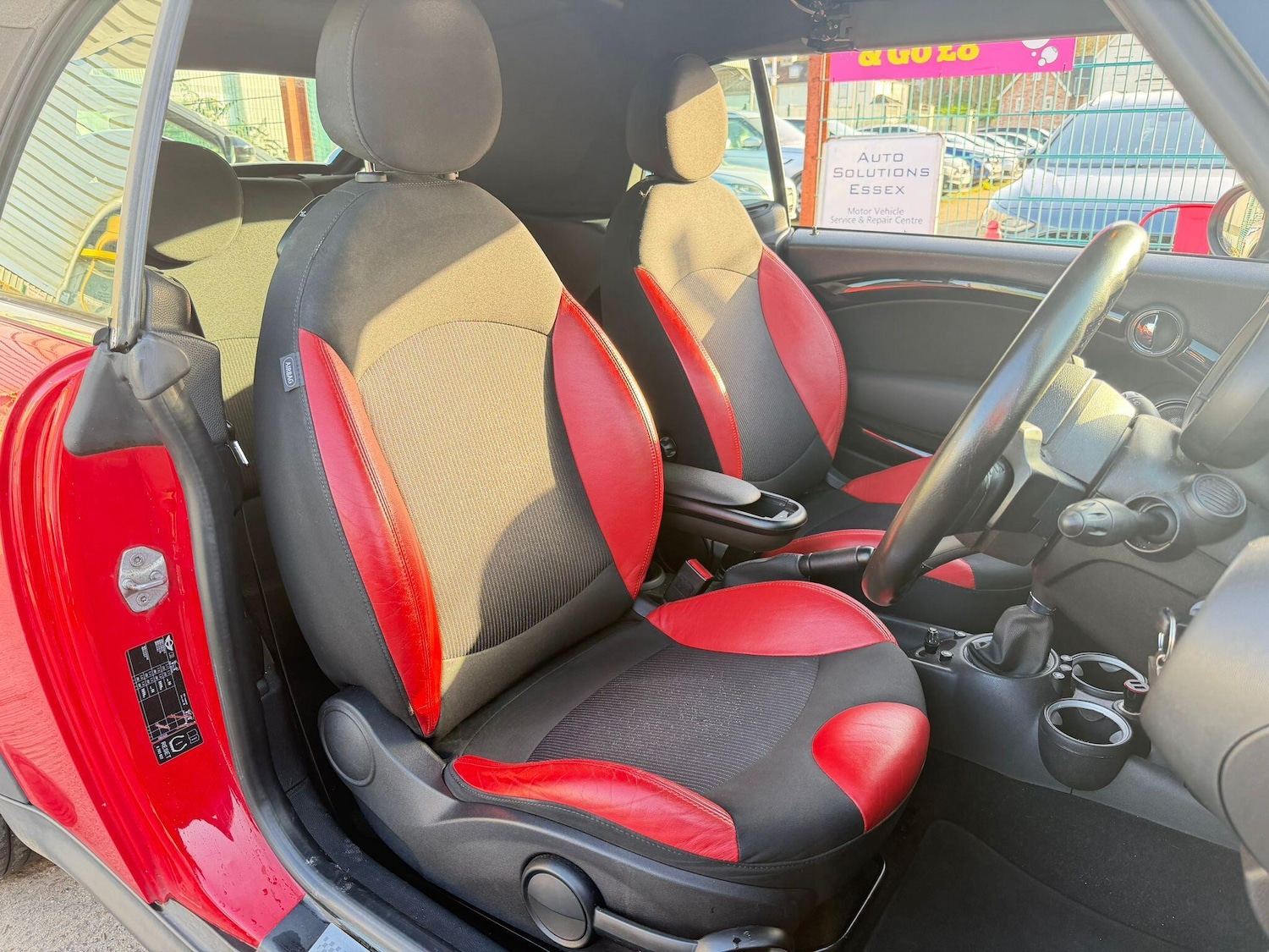 Used MINI Convertible 2011 for sale - 77670355: Photo 15