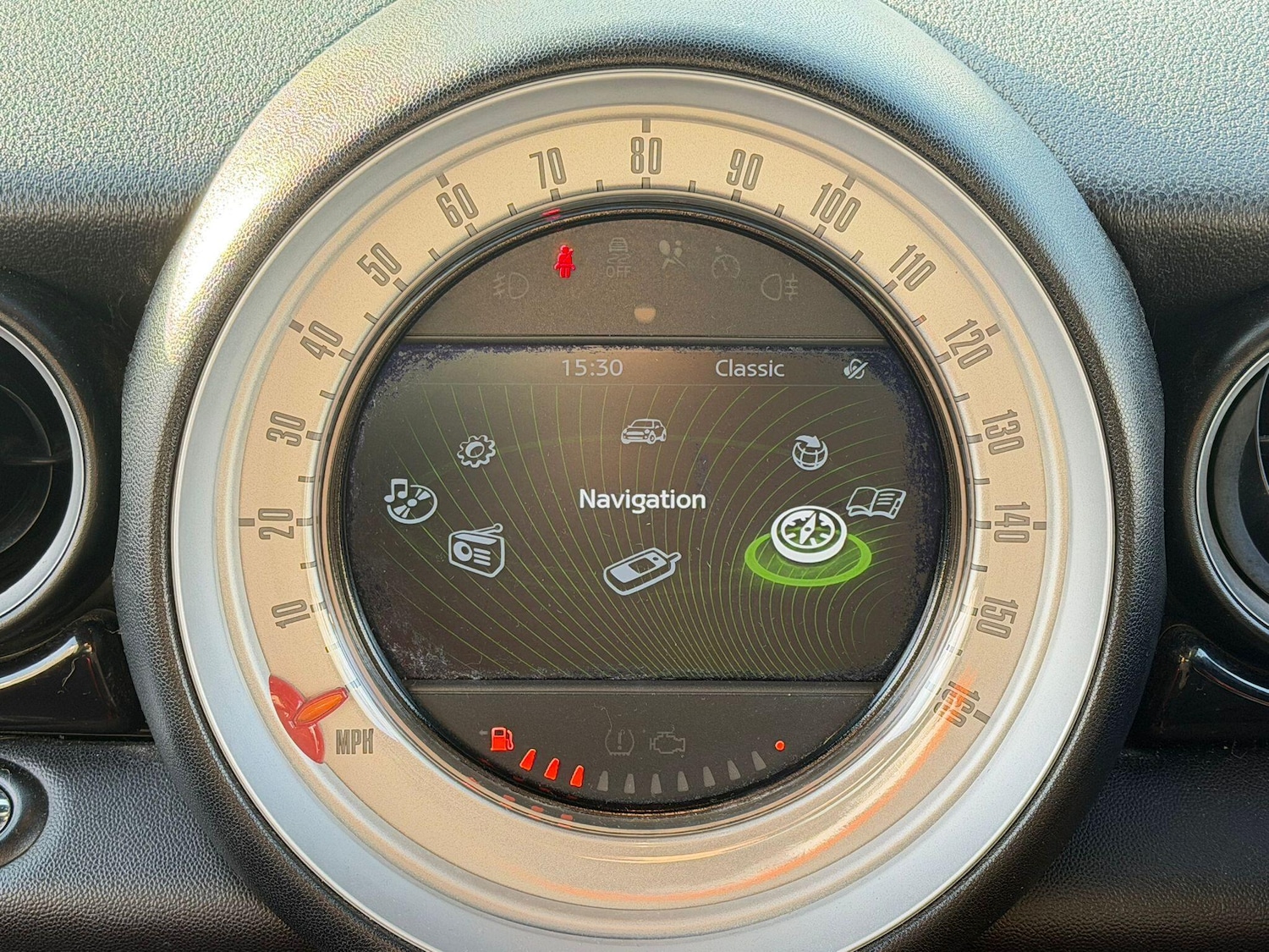 Used MINI Convertible 2011 for sale - 77670355: Photo 2