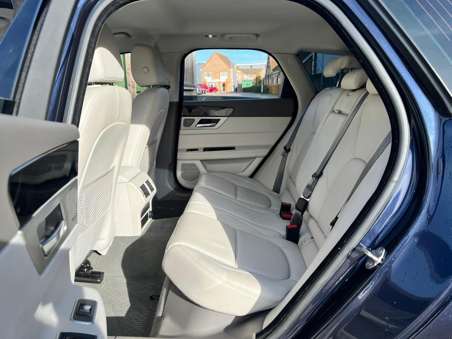 Used Jaguar XF 2018 for sale - 76424714: Photo 19