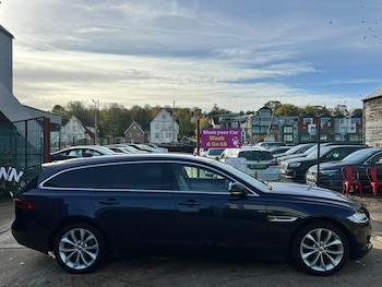 Used Jaguar XF 2018 for sale - 76424714: Photo